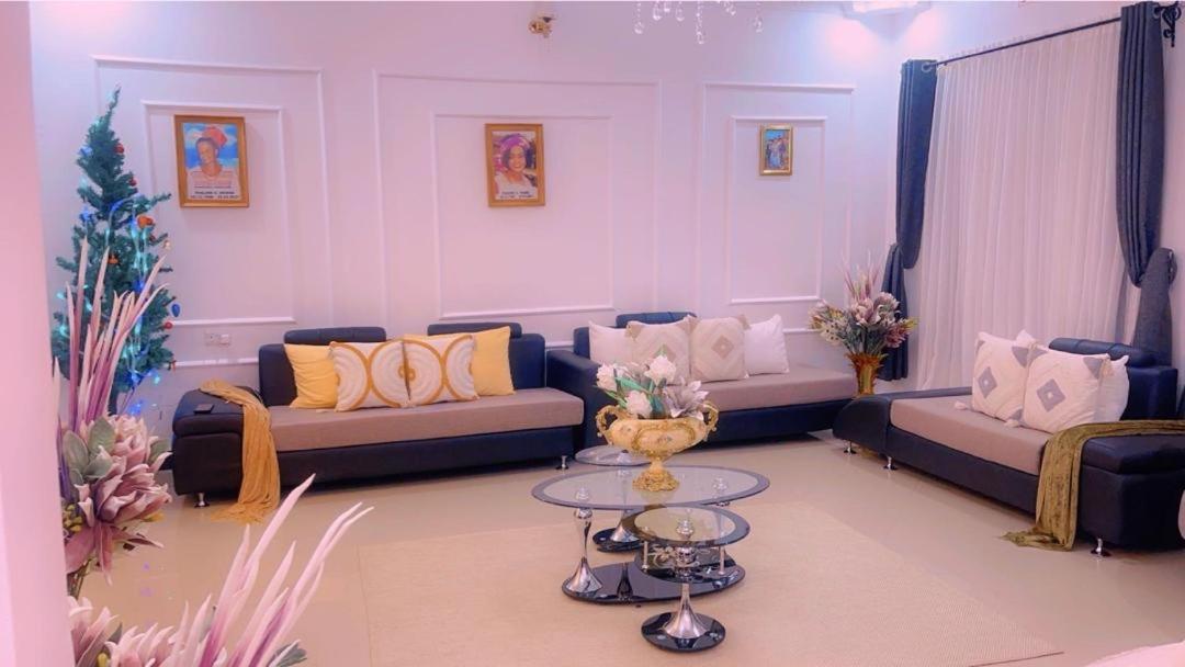 Evelina House Pansiyon Boma la Ngombe Dış mekan fotoğraf